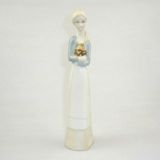 Vintage Spanish Porcelain Figurine Lladro Nao Zaphir