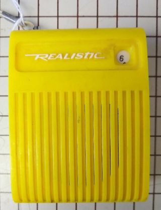 Vintage Radio Shack Realistic Flavoradio Pocket Transistor Radio