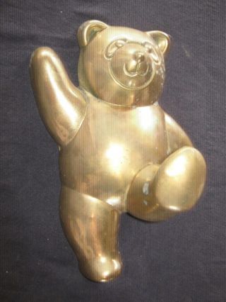 L@@k Vintage Brass Playful " Pooh " Bear Wall Plaque Clothes Hook