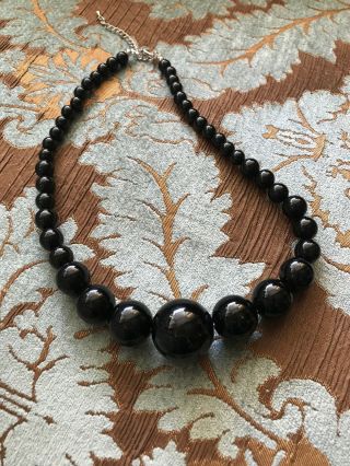 Kitsch Vintage Black Round Bead Necklace/graduated Look/pretty/retro/80’s Style