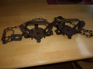 2 Vintage Steel Traps Herters Jump 2 Trapping Trapping