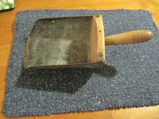 Vintage Antique Primitive Wood & Tin Grain Feed Scoop Great Rustic Country Decor