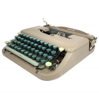 Smith Corona Skyriter Typewriter W/case Antique Vtg Elite Ultra Portable