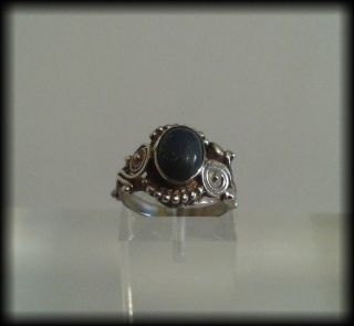 Vintage 925 Solid Sterling Silver and Lapis Lazuli Cabochon Ring 2