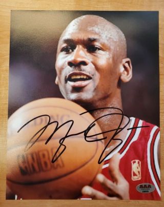 Michael Jordan Signed 8 " X 10 " Inch Headshot Poster Autograph Aaa