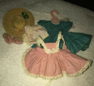 Vintage Madame Alexander 1955 Alexanderkins Dress And Hat Great Outfit
