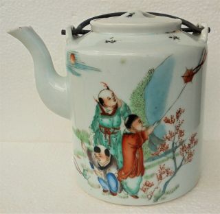 Cina (china) : Old Chinese Porcelain Teapot