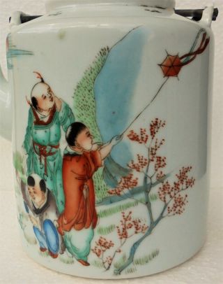 CINA (China) : old Chinese porcelain teapot 3