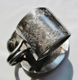C1900 Figural Napkin Ring Meriden Quad Plate Budding Water Lily On Big Lily Pad