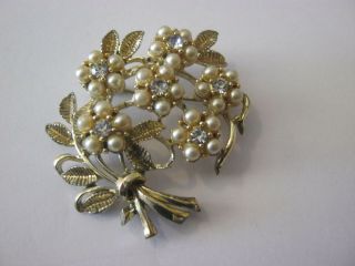 Coro Vintage Gold Leaf Brooch With Faux Pearls & Clear Rhinestones,  Curved Leaf