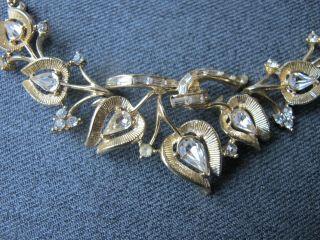 Vintage signed Coro clear crystals & rhinestones golden metal collar necklace 3