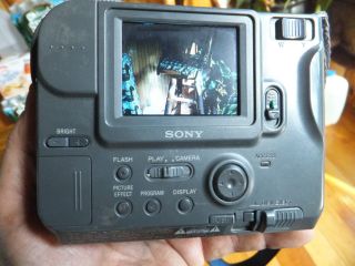 Vintage SONY FD Mavica 10X Zoom Camera MVC - FD75 Battery,  Charger & Discs 3