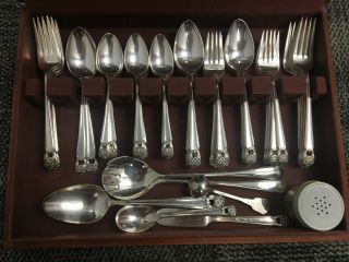1847 Rogers Brothers Is Eternally Yours,  80 Piece Flatware & Server Box 3