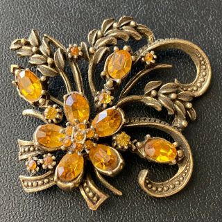 Signed Coro Vintage Amber Rhinestone Flower Leaf Gold Tone Brooch Pin 969