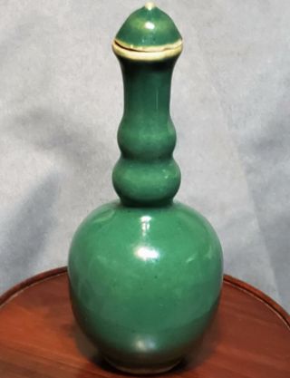 Antique Chinese Porcelain Snuff Bottle Green Speckled Glaze Early 20th C.