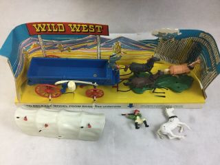 Vintage Britains Wild West Pioneer Covered Wagon 7616 2