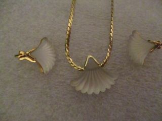 Vintage Necklace And Clip Back Earrings Set Signed Whiting And Davis Co