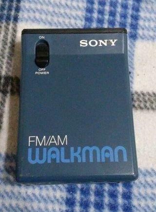 Vintage Sony Walkman Srf - 33w Fm/am Radio Blue W/ Belt Clip S&h