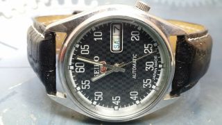 Vintage Seiko 5 Day Date Automatic Mechanical Movement Mens Wrist Watch B28 Z