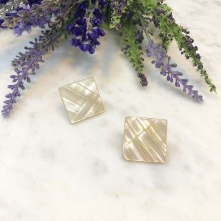 Vintage Mother Of Pearl Finish Square Stud Earrings Large Lightweight 80s Style