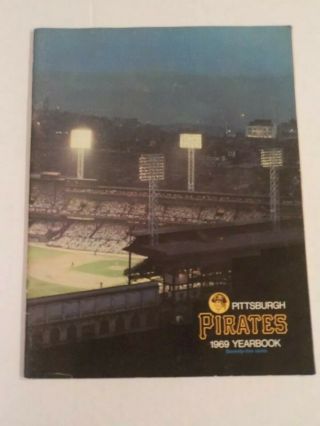 Vintage Baseball 1969 Pittsburgh Pirates Team Yearbook Forbes Field Clemente