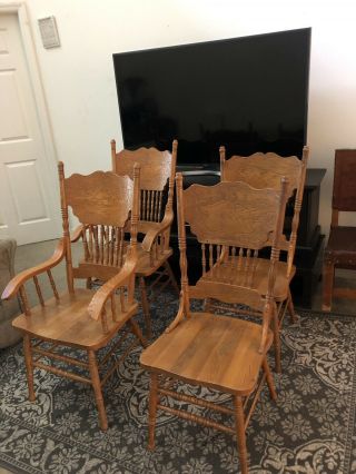 4 Matching Set Of Oak Pressed Back Chair 2 Captain Arm Chairs 2 Side No Arm