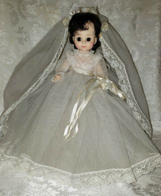 Madame Alexander Bride Doll - 14inch - Brunette With Brown Eyes 1960 
