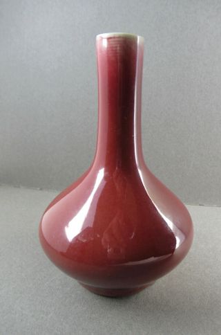 18th Or 19th C.  Qing Ox Blood Sang De Boeuf Miniature Porcelain Monochrome Vase