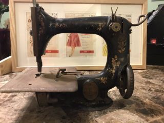 Rare Antique Singer Model 24 - 27 Chain Stitch Sewing Machine