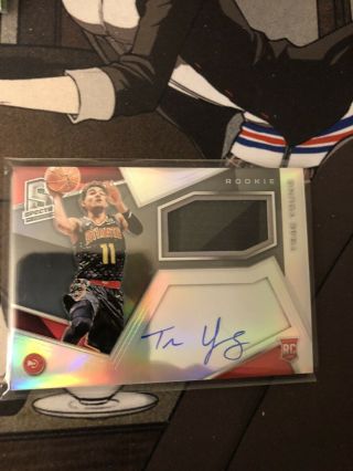Trae Young 2018/19 Panini Spectra Silver Prizm On Card Auto Rpa Patch Hawks Rc