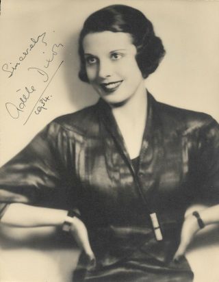Adele Dixon (west End & Broadway) Hand - Signed 1930s Vintage 7.  5”x5.  75” Portrait