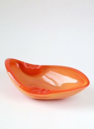 Vintage Mid Century Modern L.  E.  Smith Atomic Glass Orange Ashtray