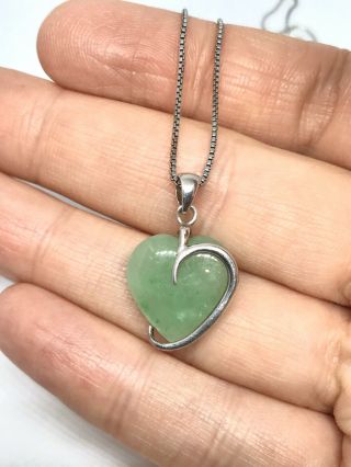 Vintage Sterling Silver Green Jade Heart Pendant Necklace 18 Inch