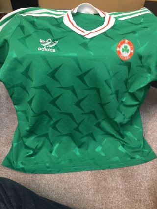 Vintage Adidas Ireland Football Shirt Size 42/44 Garment