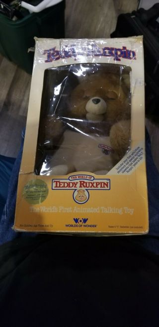 1985 Gen 1 Teddy Ruxpin Perfectly 3 Tapes,  Spare Parts And Box