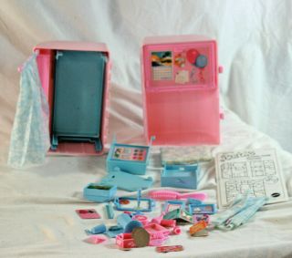 Doctor Barbie 1987 Loving Care Playcase House Vntage Accessories