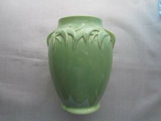 1940s Vintage Mccoy Pottery 8 " Green Vase Double Handle Leaf Pattern Wreath