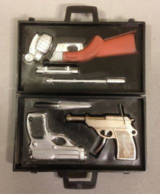 Vintage 1965 James Bond 007 Gilbert Secret Agent Gun Case