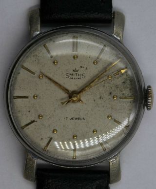 Vintage Smiths De Luxe Wristwatch.  17 Jewels.  Cal 27.  Cs.  Needs Expert Work.