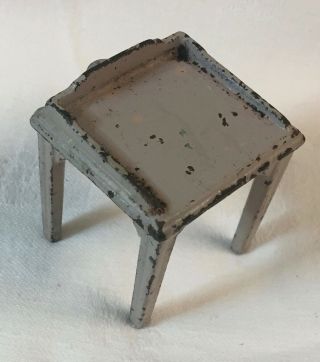 Antique / Vintage Arcade ? Cast Iron Dollhouse Furniture Side Table