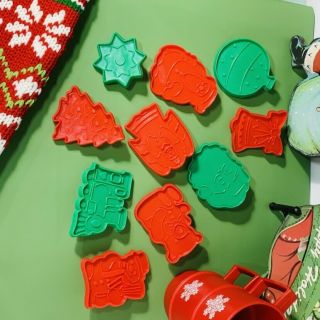 Vintage Christmas Cookie Cutters Red Green Plastic Cutters Box Set