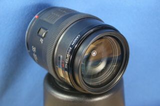 Vintage Canon Ef 35 - 105mm F3.  5 - 4.  5 Push Pull Zoom Lens - Japan - Film Or Digital
