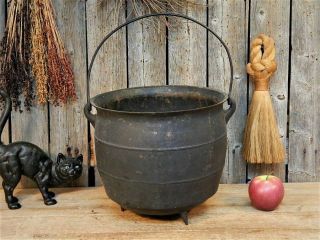 Aafa Early 19th C Antique Cast Iron Cauldron Pot Gate Mark Halloween