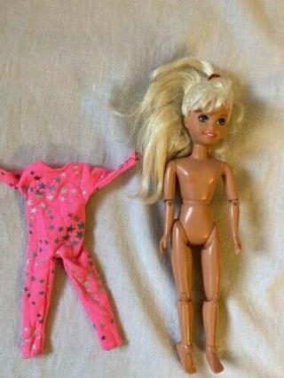 Mattel Gymnast Stacie 1995 Barbie Little Sister Doll Articulated Jointed Blonde