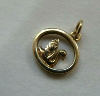 Hallmarked Vintage Yellow Gold 375 9ct Oval Swan Pendant Necklace Charm G852 J1