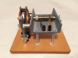 Vintage Miller Cowan Dynamo Generator - Science/lab/demonstration/electrical