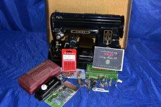 Singer 301 Black Sewing Machine W/case Attachments Buttonholer Na142277 Beauty