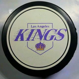 Los Angeles Kings Vintage Viceroy Mfg.  Made In Canada Hockey Puck Nhl Old Slug