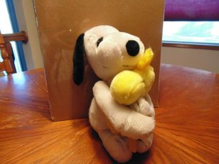 Vintage 1968 " Snoopy Hugging Woodstock " Plush Toy " Peanuts " Charles Schulz Vg