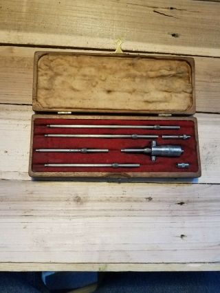 Vintage Starrett 8 Piece Micrometer Gauge Set W/wooden Box